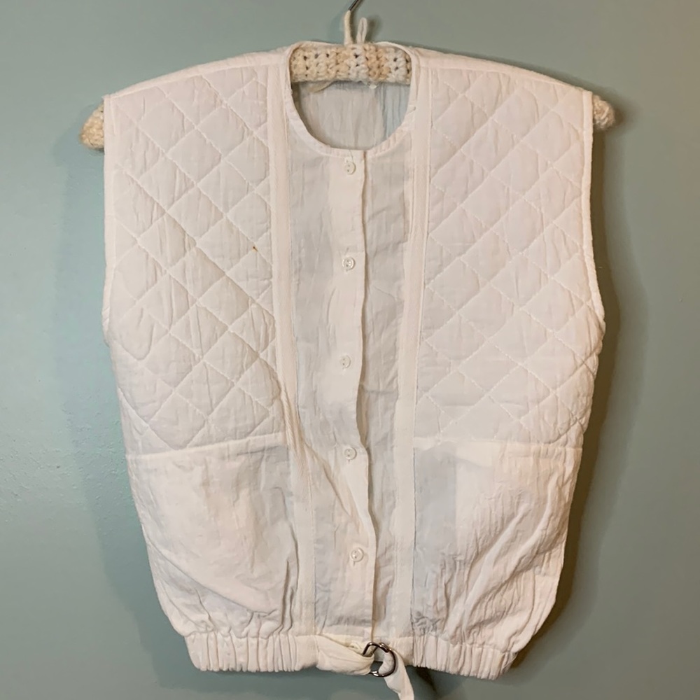 Vintage Classic Plastic of Calif. White Quilted Vest WMNS Sz S